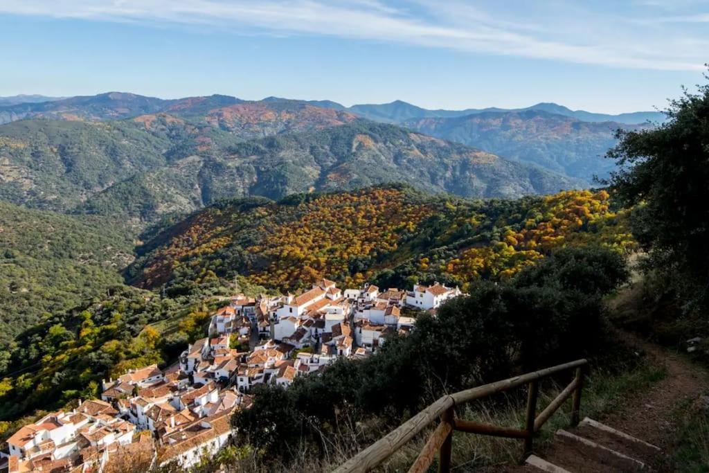 Casa Almenta - Tu Hogar Desconectar En El Pueblo Mas Bonito De Malaga